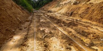 How Incredible Work Is Being Done: Upcountry Railway Line Reconstruction Accelerates Following Cyclone Ditwa Damage