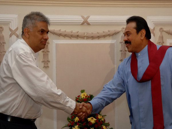 රනිල් – මහින්ද රහසිගත හමුවක