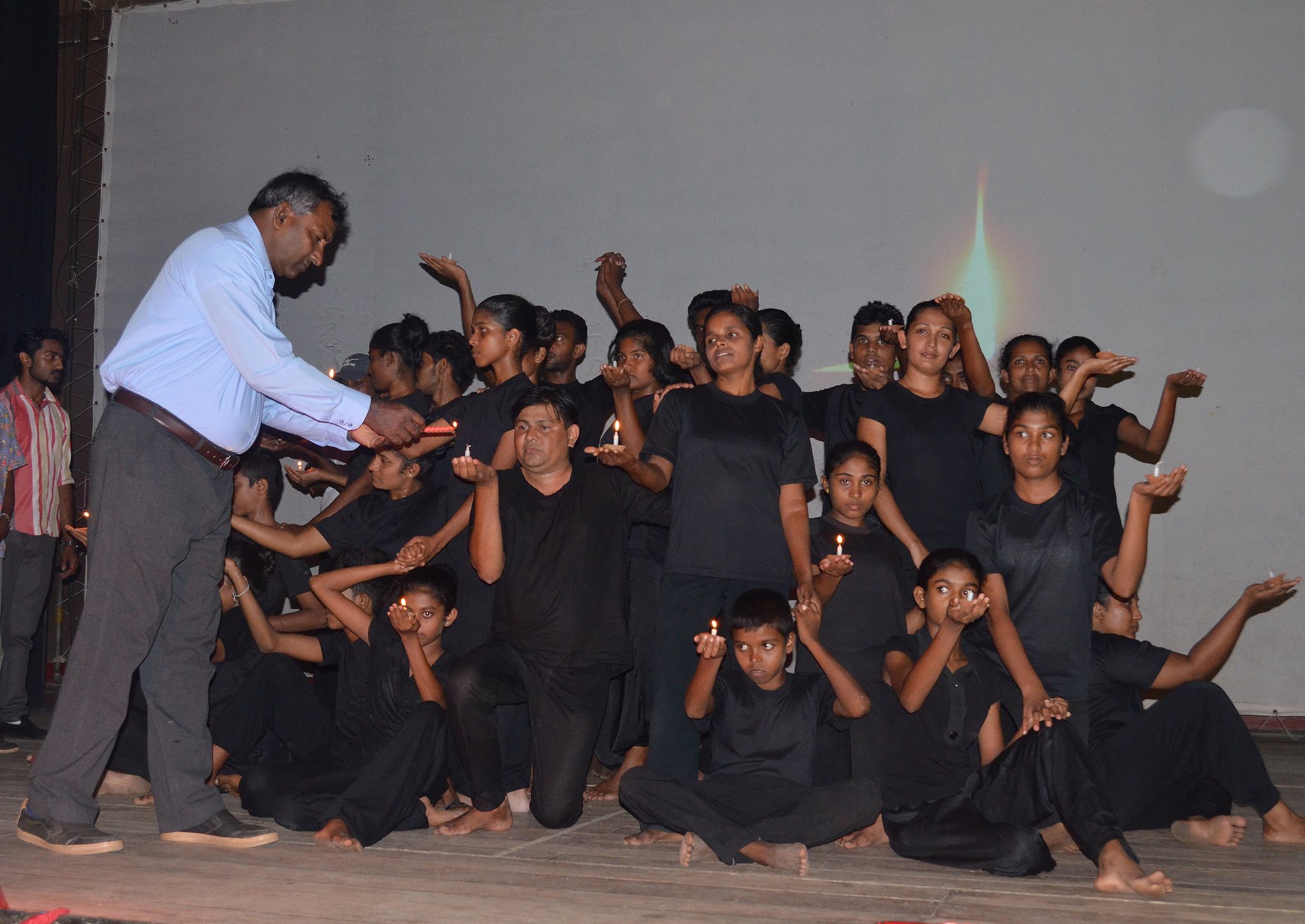අංකුර කලාකරුවන් බිහිකිරීමේ තවත් අදියරක් අවසන්