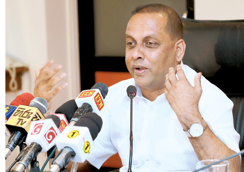 අමරවීරගෙන් ධීවර කැබිනට් ඇමති ධූරය ගැලවෙයි