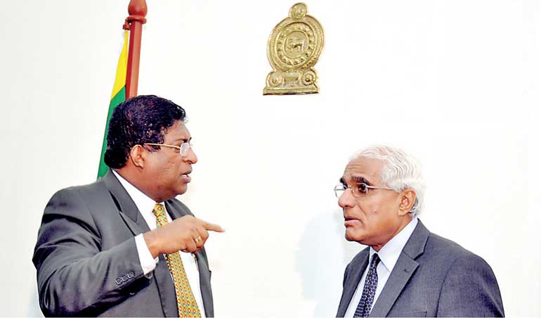 රවීගේ පදනම් විරහිත චෝදනාගැන මහ බැංකු අධිපතිගෙන් නිවේදනයක්