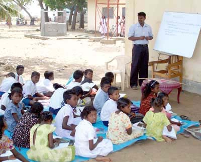 අවුරුදු 5-17ත් අතර කිසිදා පාසල් නොගිය දරුවන් 51,249 ක්.
