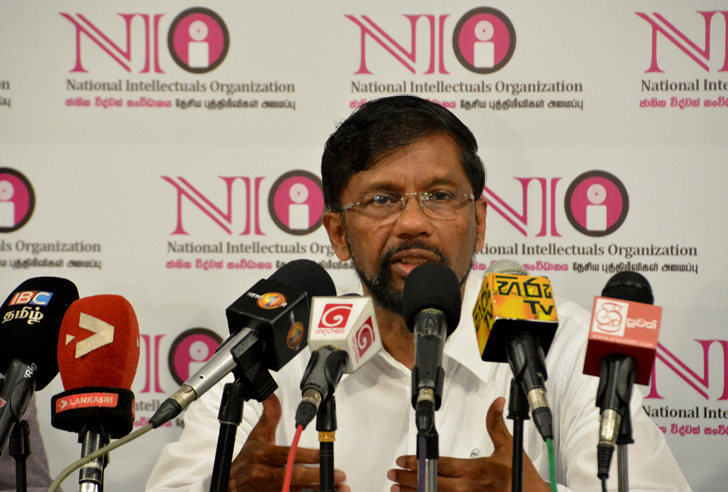 තීරණ ගැනීමේ සහ කළමණාකරනයේ අවුලක්