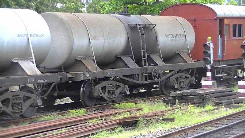 ඉන්ධන ප්‍රවාහන දුම්රිය වර්ජණයක