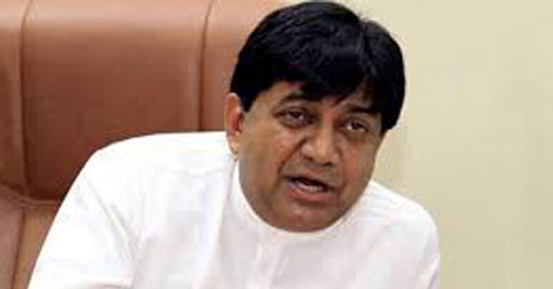 හර්ෂ ආණ්ඩුවට කඩේ යනවා… ලස්සන වෙනවා… සජබෙට එක් වූ ඩිලාන් කියයි…