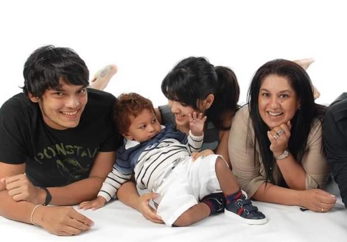 ඇමති තාත්තලා නිසා දූ පුතුන් රැසකට වැඩ වරදියි