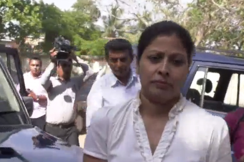 කපිල චන්ද්රසේන සහ බිරිඳ අධිකරණයට