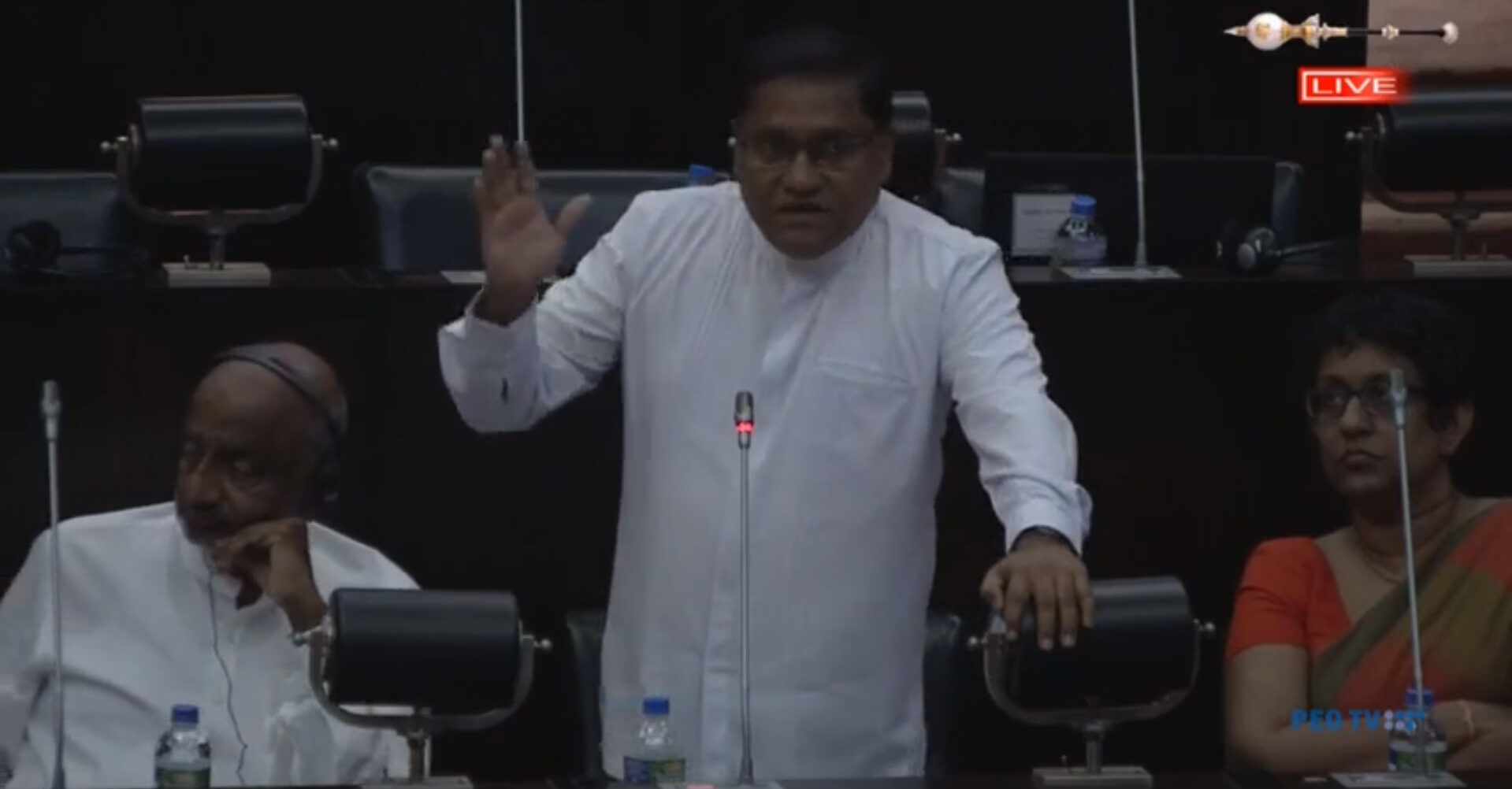 ශ්‍රේෂ්ඨාධිකරණයේ නඩුවත් නොසලකා කටයුතු කරනවා – විජිතගෙන් චෝදනා
