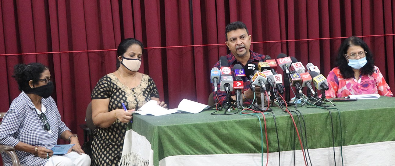 ආණ්ඩුව වහා රටට නිවැරදි තොරතුරු හෙළිකළ යුතුයි