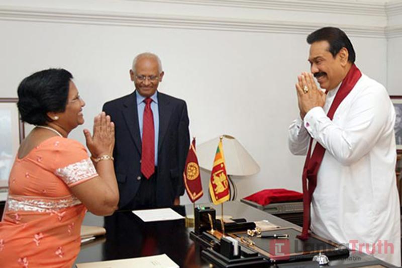 අල්ලස් කොමිසමේ සභාපති පුටුවට ඊවා