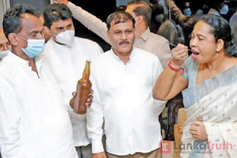 පැණිය බීපු නාවිකයෙකුටත් කොරෝනා පොසිටිව්