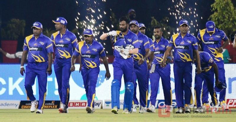 තියුණු සටනකින් පසු ඉන්දීය ප්‍රවීණයෝ ජයගනිති