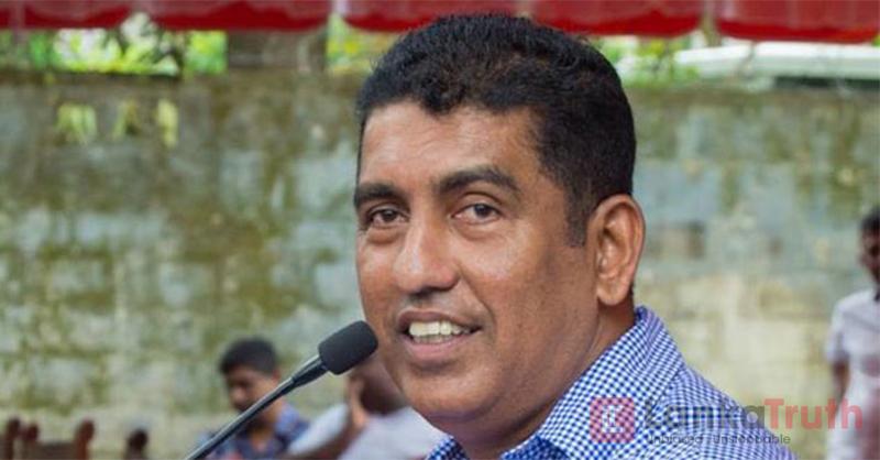 ජොනිගේ කයිවාරු මැද කොරෝනාවෙන් වැනසෙන හැටි මෙන්න!