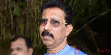 ඉන්දික අනුරුද්ධට විරෝධය පා නිවාස අධිකාරියේ සභාපති ඉල්ලා අස්වේ