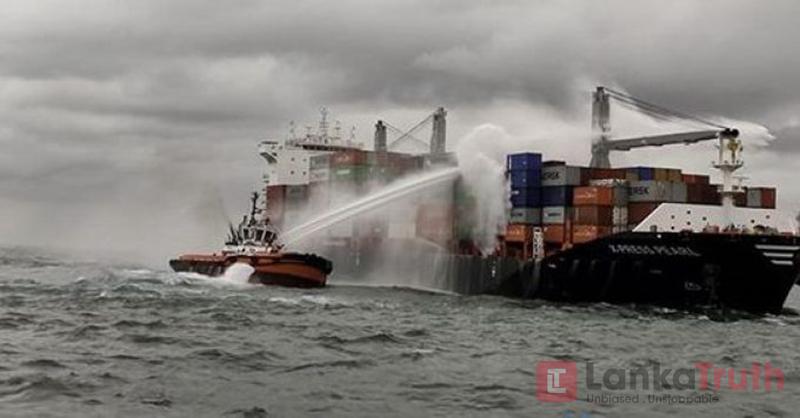 ලංකාවේ මුහුදු තීරයේ ගිනිගත් නැවේ කතාව…