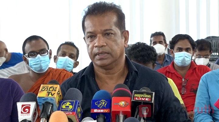 ආණ්ඩුව බූරුවන්ට දුන්නාම පොලීසිය බල්ලට යනවා තමයි… ලාල්කාන්ත – වීඩියෝ සහිතයි