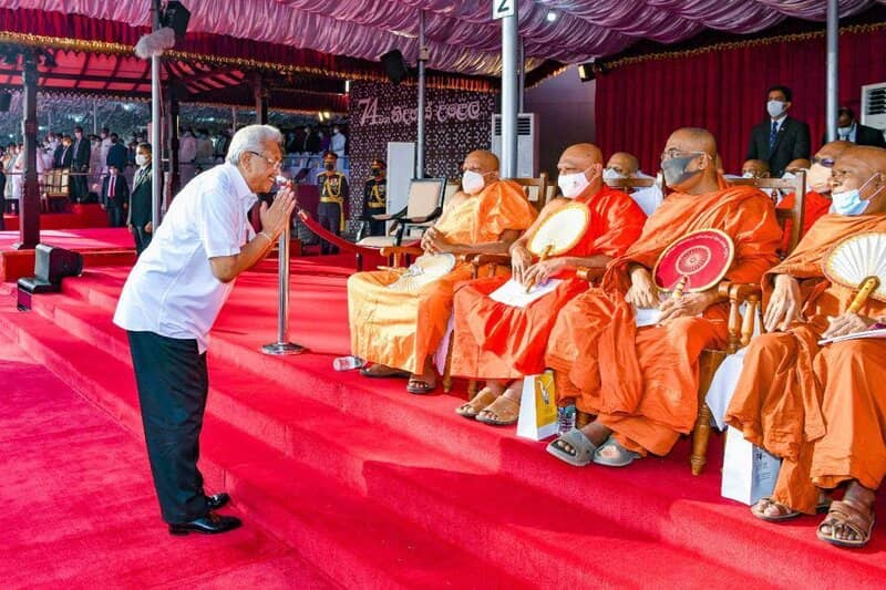 භික්ෂූන් වහන්සේ විශාල පිරිසක් නිදහස දින උළෙල වර්ජනය කරලා