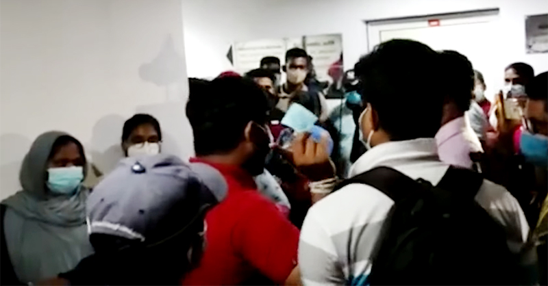 විදුලිය විසන්දිවීමෙන් විදේශ අමාත්‍යාංශයේ කොන්සියුලර් අංශයේ නොසන්සුන්තාවයක්
