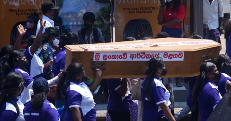 තීව්‍ර උද්ධමනය හමුවේ රුපියලේ පිළිගැනීම නැතිවෙයි ද?