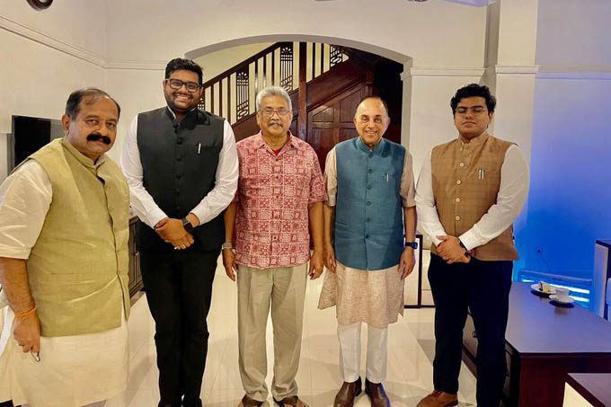ලංකාව ආක්‍රමණය කළ යුතු බව කියන ඉන්දීය චෞරයෙක් ගෝඨා මහින්ද හමුවෙලා