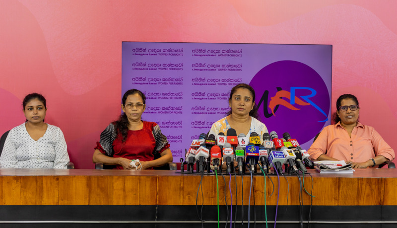 “මේ කතා කරන්නේ දරුවන් වෙනුවෙන් පීඩනය දරාගන්න බැරිම මොහොතකයි” – අයිතීන් උදෙසා කාන්තාවෝ