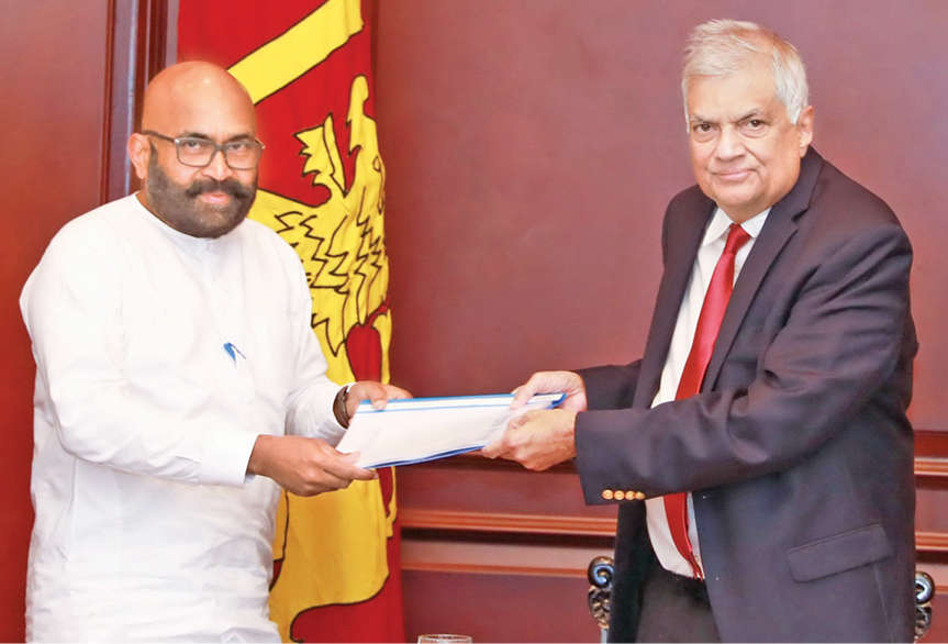 සියඹලාපිටිය රනිල් සමඟ එක්වී සුපිරි ගේමක!