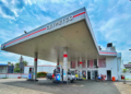 තෙල් ගහන්න ජනතාව එන්නේ නැහැ… රෑ 09ට, 10ට ෂෙඩ් වහන්න වෙලා…
