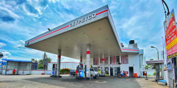 තෙල් ගහන්න ජනතාව එන්නේ නැහැ… රෑ 09ට, 10ට ෂෙඩ් වහන්න වෙලා…