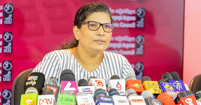 ආර්ථික අර්බුදය ඇති කළ අය සුවසේ සිටියෙදී, අහිංසක ජනතාව එහි ගොදුරු බවට පත්කර තිබෙනවා – මහාචාර්ය සීතා බණ්ඩාර