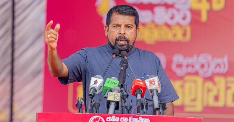 ඇමැතිගෙන් සුවිශේෂී පූර්වාදර්ශයක් – නිලධාරීහු ද විමතියට පත් වෙති !