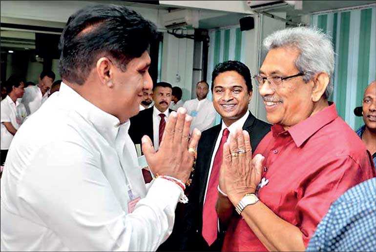 “ගෝඨාභය රාජපක්ෂත් මමත් අඳින්නේ එක විදිහට – වැඩිය ප්‍රශ්නයකුත් නෑ”