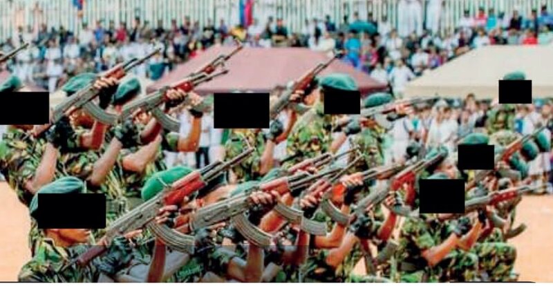 පාසල් සිසුන් අතට T56 ගිනි අවි සහ STF නිල ඇඳුම් ගියේ කොහොමද?