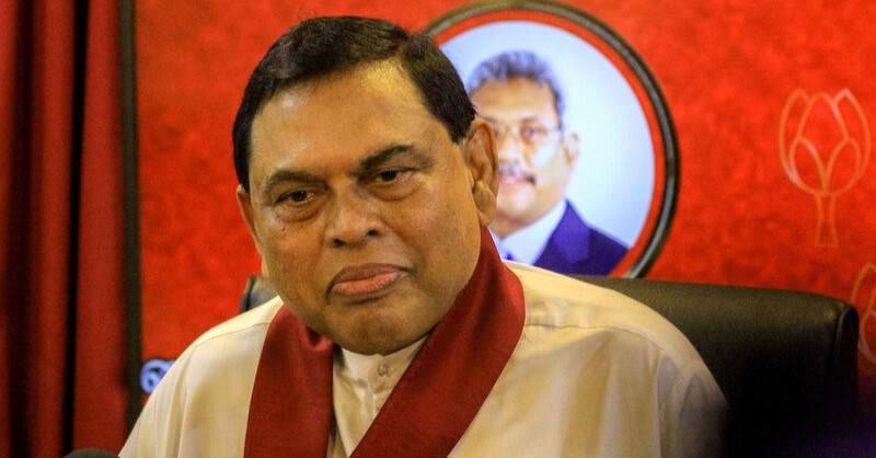 බැසිල්ගේ කුමන්ත්රණකරුවෙක් වැඩ පටන් ගෙන ද?