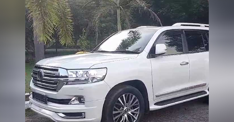 තවත් හිමිකරුවෙකු නැති සුඛෝපභෝගී රථයක් හමුවෙයි