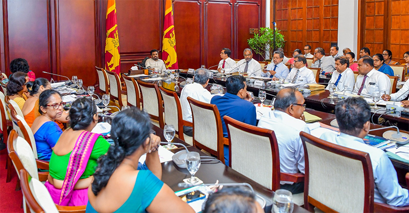 අයවැය 2025 – කෘෂිකර්ම, පශු සම්පත්, ඉඩම් සහ වාරිමාර්ග අමාත්යාංශයේ වැය ශීර්ෂයට අදාළ සාකච්ඡාවක් ජනපති ප්රධානත්වයෙන්