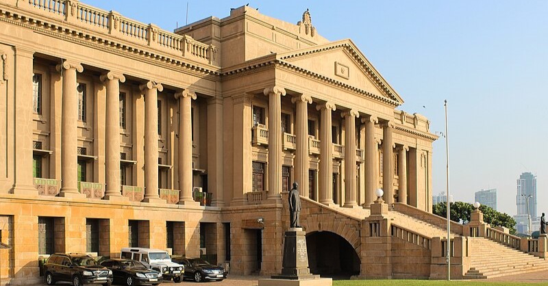 ජනාධිපති කාර්යාලයටත් හොරු පැනලා