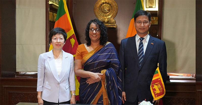 අගමැති ආචාර්ය හරිනි අමරසූරිය ACWF හි උප සභාපති හමුවෙයි