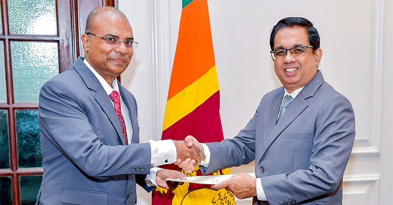 බකමූණා වැඩට බසී – රාත්රි කාලයේත් අමතන්න