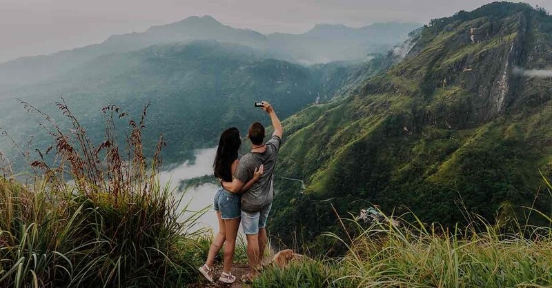 මව්බිමේ සුන්දරත්වයෙන් බිඳක්