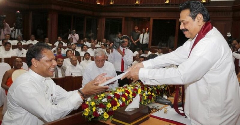 පළවෙනියා වෙන්න දයාසිරි දැඩි සටනක