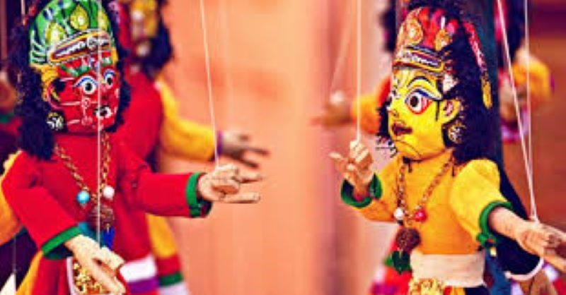 රූකඩවල නූල් කැඩෙන හැටි මෙන්න