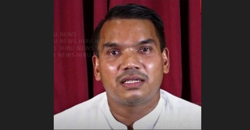 නුගේගොඩදී උත්තර දෙනවා කිව්වට නීති උපාධිය ගැන නාමල් කටපියන් හිටියේ කටඋත්තරත් නැති නිසාද?