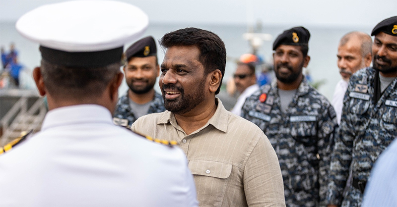 ජනපති කච්චතිව් දූපතේ නිරීක්ෂණ චාරිකාවක