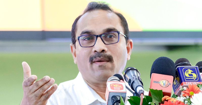 මගියාට මානසික වදයක් වන මට්ටමට අද පොදු ප්‍රවාහනය පත්වෙලා… ක්ෂේත්‍රයේ තිබෙන පැරණි පිළිකා ඉවත්කරලා, විනයක් සහිත පොදු ප්‍රවාහනයක් ඇති කල යුතුයි… ප්‍රවාහන ඇමති බිමල් රත්නායක