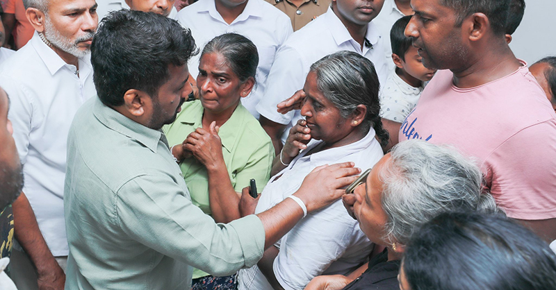 ජනපති නාය යෑමෙන් නිවාස අහිමි වූ ජනතාව නැවත පදිංචි කිරීමේ කටයුතු සොයා බලයි