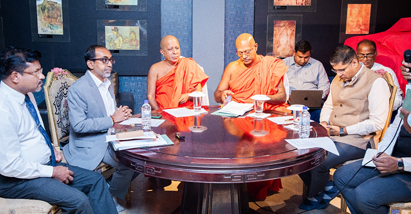 ශ්‍රී සර්වඥ ධාතූන් වහන්සේ, ප්‍රදර්ශනය – ගංගාරාමයේදී මූලික සාකච්ඡාවක්