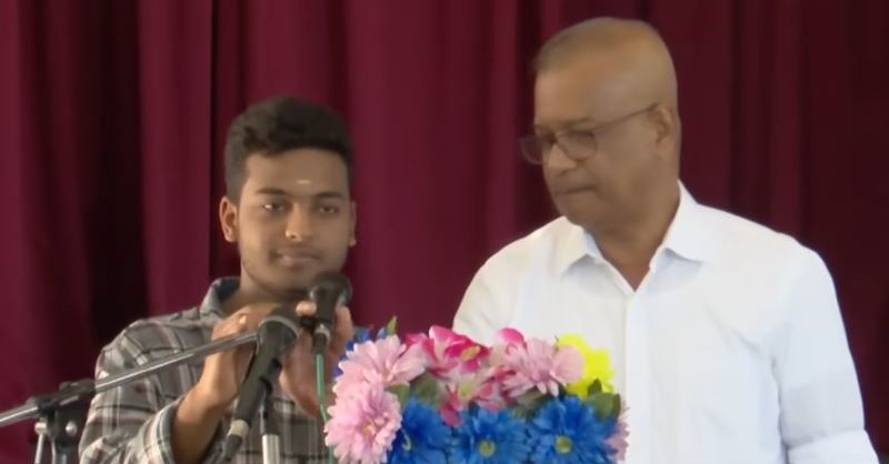 අමාත්‍ය ලාල්කාන්ත කතාව හදිසියේ ම නැවැත්වූයේ ඇයි?