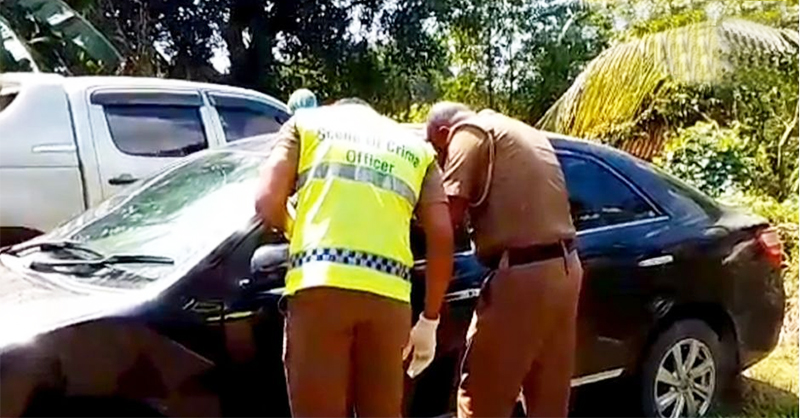 අධිවේගයේ අතහැර ගිය නීතිවිරෝධී යැයි සැක කටයුතු සුපිරි මෝටර් රථයක් පොලි භාරයට