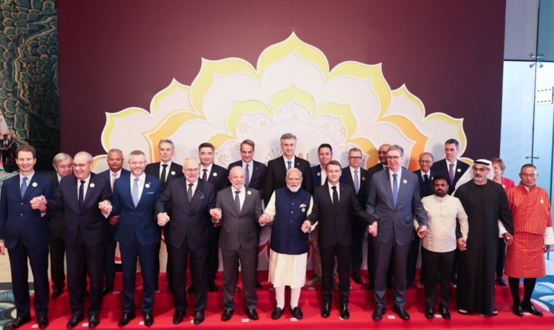 කෘත්‍රිම බුද්ධිය පිළිබඳ පොදු වටිනාකම් බෙදා ගනිමින් සාමුහිකවඉදිරියට යාමට ශ්‍රී ලංකාව සූදානම් – ජනපති