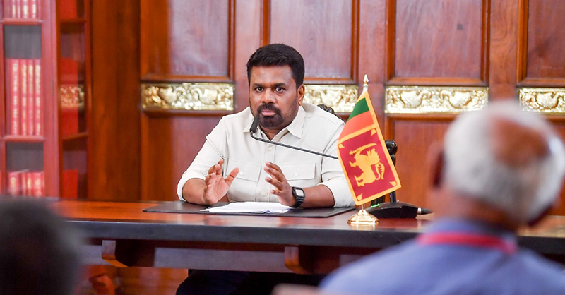 විපක්ෂයෙයි මාධ්ය කිහිපයකයි කටකතා සුනේ සුන්… ඉරාන නැවයි, පිරිසයි බේරගත්ත හැටි ජනපති මාධ්යයට කියයි…